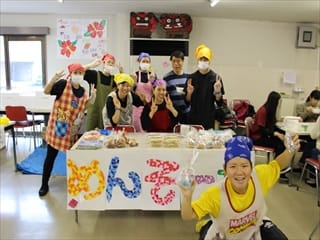 写真：沖縄の郷土料理を