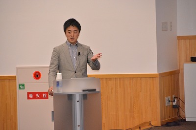 川崎医療福祉大学講師直島克樹先生講演の様子