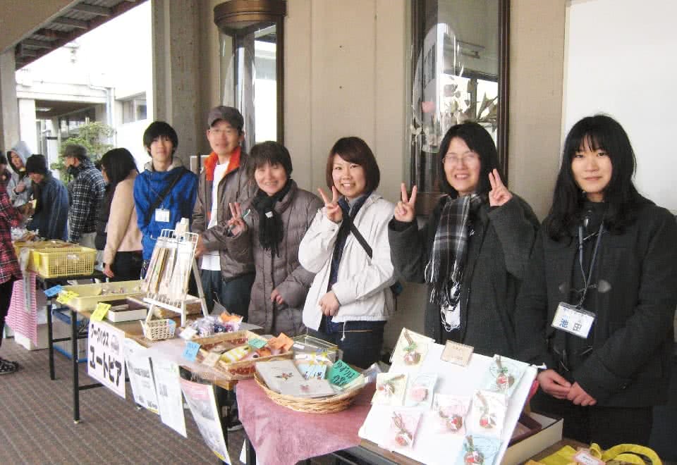 写真:地域貢献Smile Companyの活動の様子