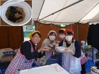 写真：島根の郷土料理を販売する様子
