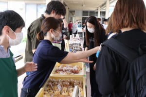 すまいるかんぱにーの様子