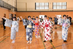 浴衣登校の様子