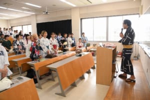 浴衣登校の様子