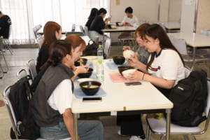 提供の様子