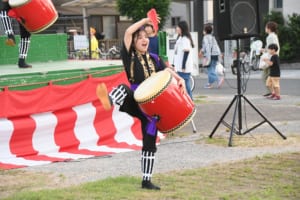 踊りの様子