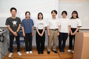 報告会の様子
