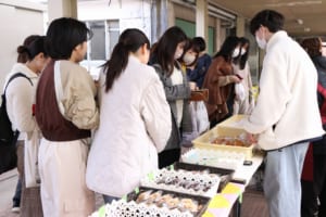 すまいるかんぱにーの様子