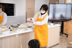もったいないマルシェの様子
