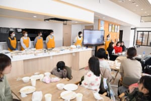 もったいないマルシェの様子