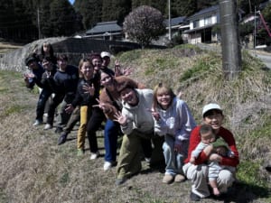 上山地区訪問の様子