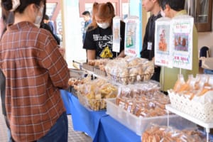 すまいるかんぱにーの様子