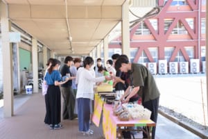 すまいるかんぱにーの様子