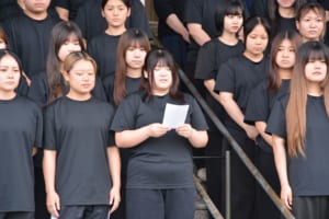 黙とうの様子
