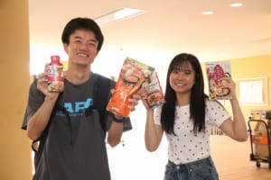 配布の様子