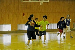バスケットボール大会の写真